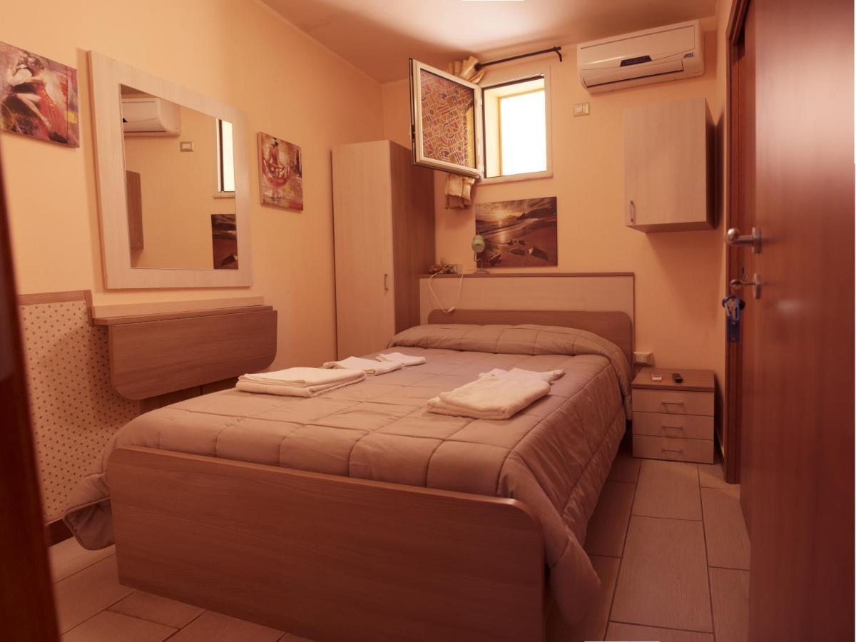 Golden Dreams B&B Reggio Calabria Exterior photo